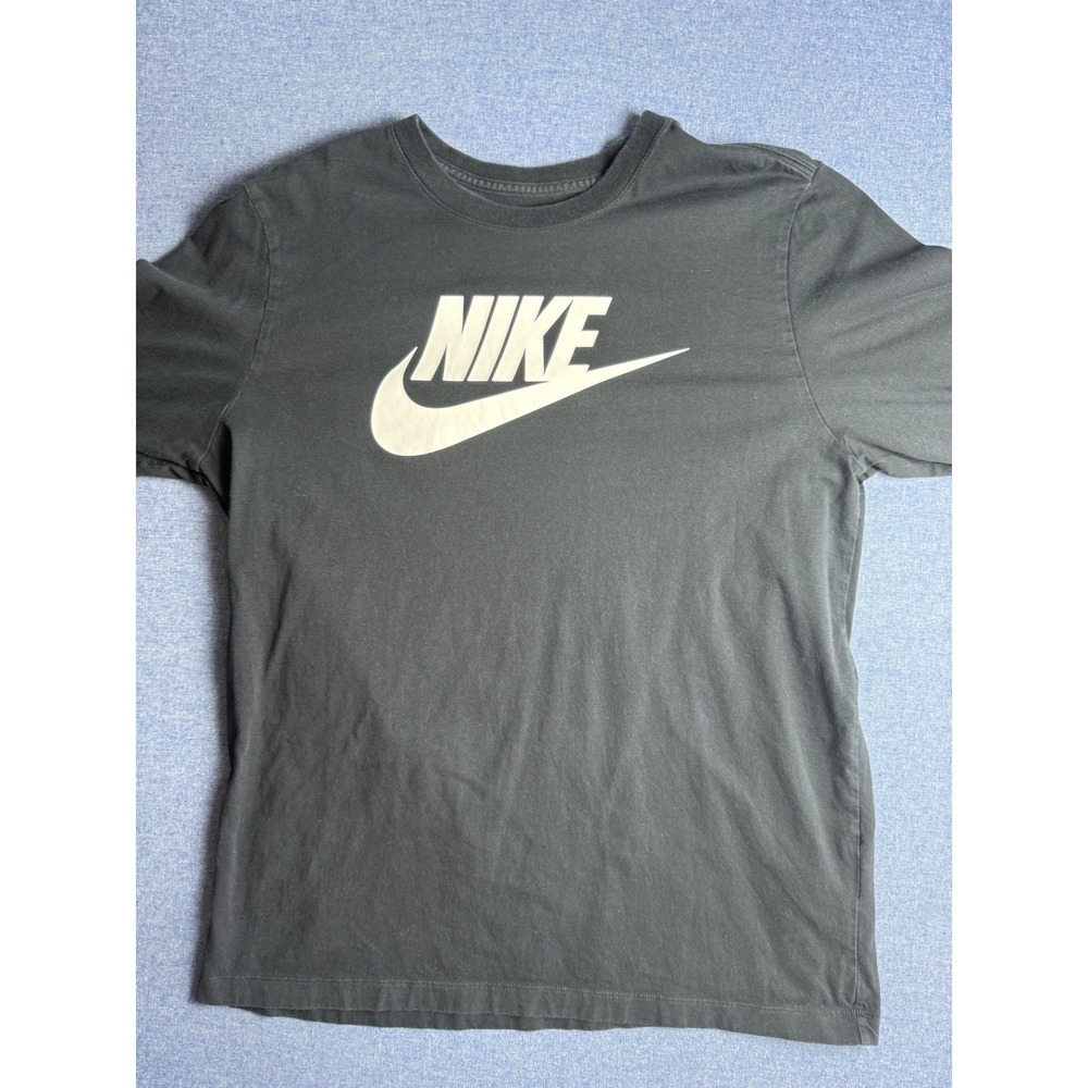 Nike Mens Long Sleeve Futura Logo Graphic T-Shirt Black White Large AR5193-010